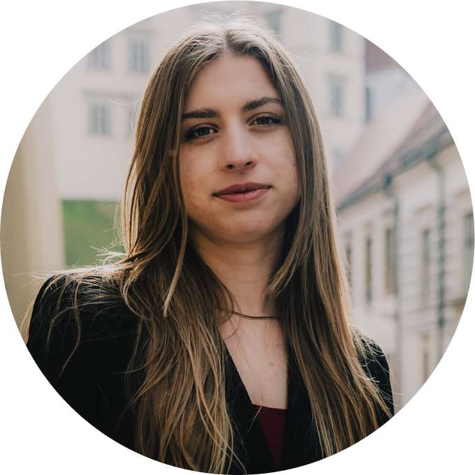 04_amelia_kocur_sekretarz.png